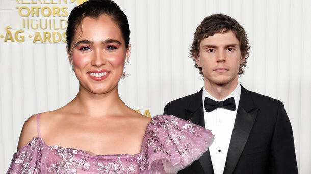 Is Evan Peters Still Dating Haley Lu Richardson?