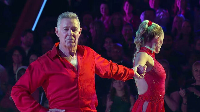 Barry Williams is DWTS Fans' New Favorite – But Not For the Reason You'd Think Barry Williams is DWTS Fans' New Favorite – But Not For the Reason You'd Think