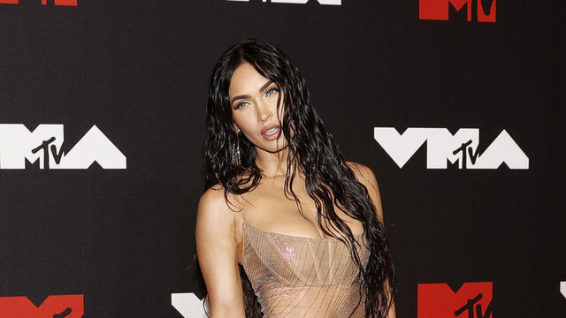 Six Celebs Who Chose to Ignore Exercising, but Still Look Flawless