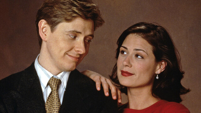 10 Lesser-known Sitcoms of the 90s You Should Watch ASAP, Per Reddit
