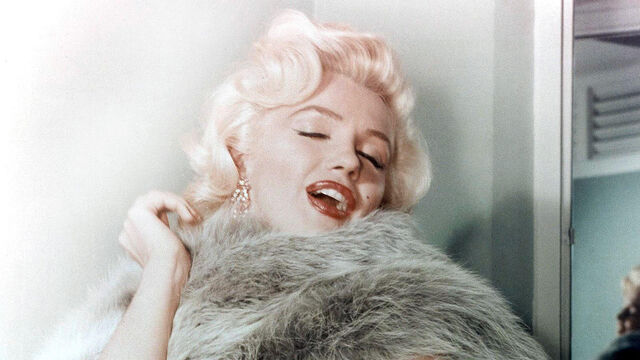The 15 Celebrity Accessories That Defined an Era (Or Just Our Obsession)