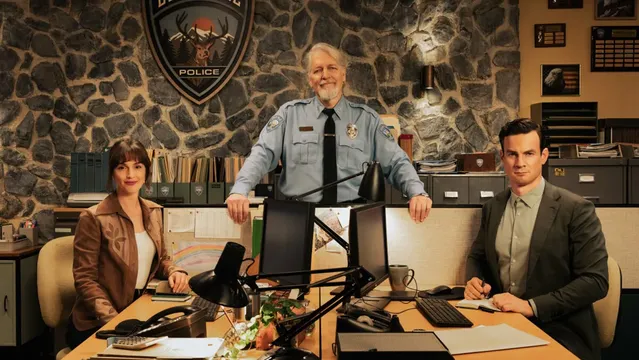 The CW Just Released a New Charming Police Procedural With The Gossip Girl Star The CW Just Released a New Charming Police Procedural With The Gossip Girl Star