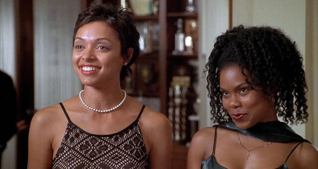 5 Delightfully Cringeworthy 90s Films We Can't Help But Love