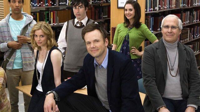 Sorry Greendale Fans: Joel McHale Confirms Community Movie Delay Sorry Greendale Fans: Joel McHale Confirms Community Movie Delay