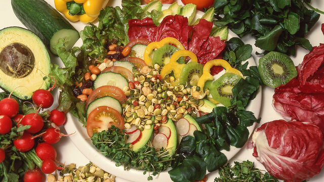 Going Veg: 5 Stars Who Swapped Steaks for Veggies Going Veg: 5 Stars Who Swapped Steaks for Veggies