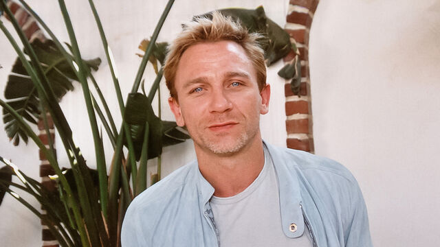 Before They Were Famous: 4 Celebs Who Hit Rock Bottom and Slept Rough