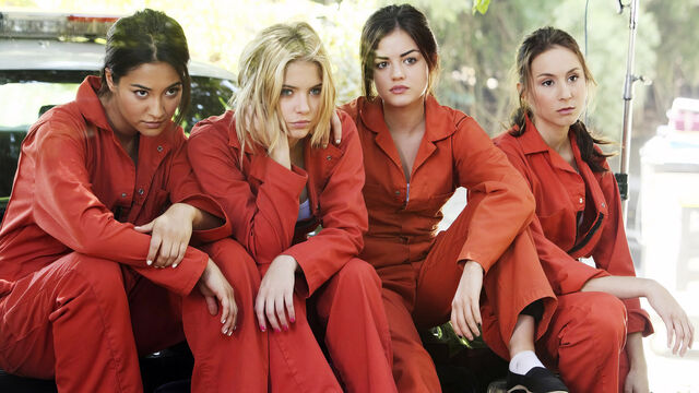 10 Lesser-Known Shows Like Pretty Little Liars To Watch If You Miss the Series 10 Lesser-Known Shows Like Pretty Little Liars To Watch If You Miss the Series
