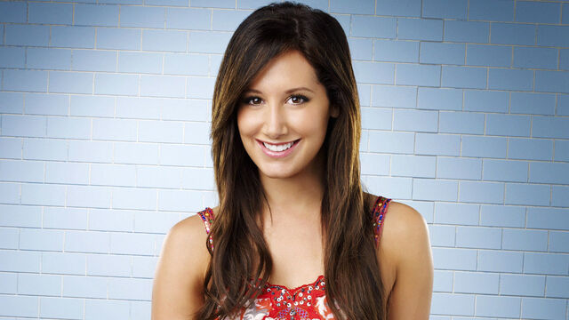 Ashley Tisdale Turned Down Vampire Diaries & Pretty Little Liars For a Show No One Remembers