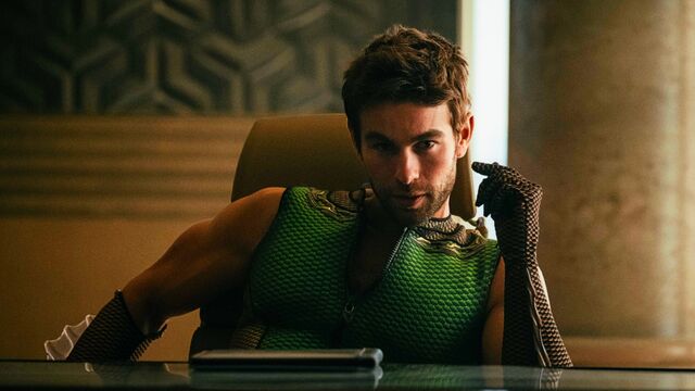 The Boys Star Chace Crawford Joins Hulu’s NFL Series — Role Revealed The Boys Star Chace Crawford Joins Hulu’s NFL Series — Role Revealed