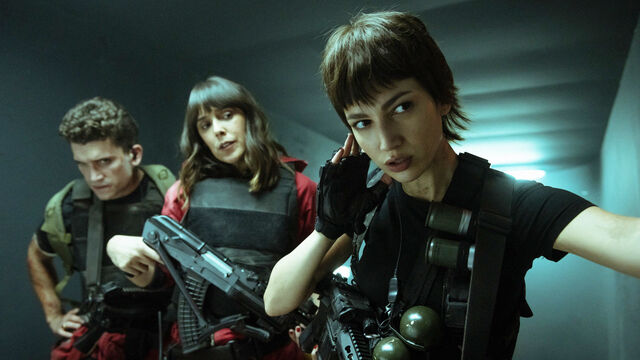 7 Best Series Like Money Heist, According to Reddit 7 Best Series Like Money Heist, According to Reddit