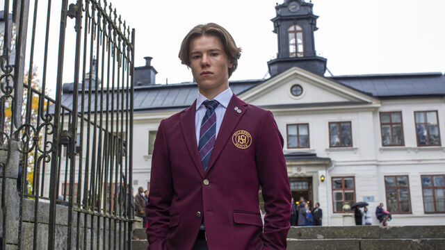 Young Royals Fan Theory Predicts Season 3's 2024 Release Date Young Royals Fan Theory Predicts Season 3's 2024 Release Date