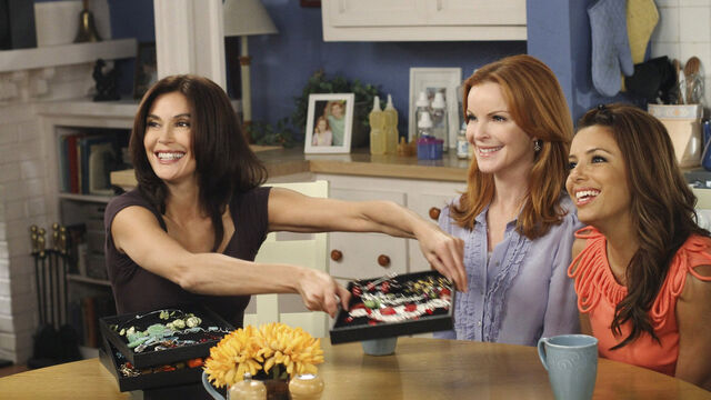 5 Reasons Desperate Housewives Reboot Would Never Work in 2023