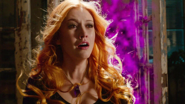 Shadowhunter's Reading List: 12 Books Every Mortal Instruments Fan Should Check Shadowhunter's Reading List: 12 Books Every Mortal Instruments Fan Should Check