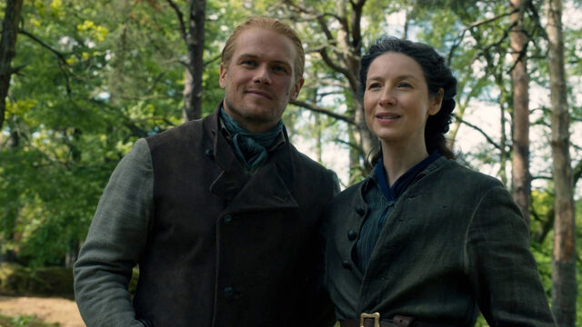 Outlander Promises a 'High' Ending for Jamie & Claire: At Least Nobody Will Die Outlander Promises a 'High' Ending for Jamie & Claire: At Least Nobody Will Die
