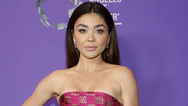 Sarah Hyland Hosts Love Island and Things Get Real Awkward Real Fast