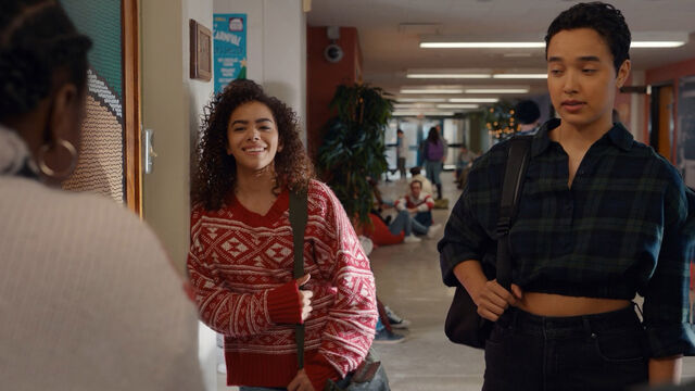 Ginny & Georgia Did Its Characters Dirty With Forced Dialogue: "Teens Don't Talk Like That" Ginny & Georgia Did Its Characters Dirty With Forced Dialogue: "Teens Don't Talk Like That"