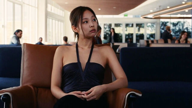 Blackpink's Jennie Carried The Idol, But Not in the Way You Think Blackpink's Jennie Carried The Idol, But Not in the Way You Think