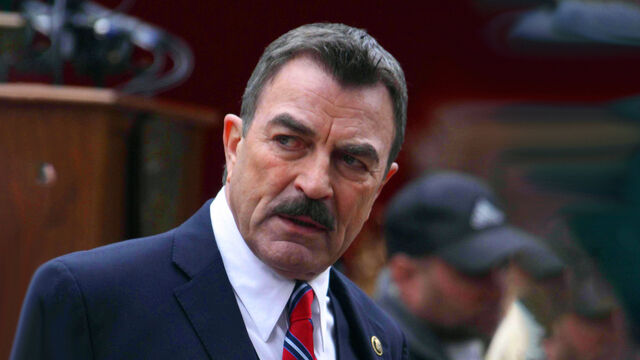 Tom Selleck Looks Unrecognizable Amid Blue Bloods Season 14 Delays Tom Selleck Looks Unrecognizable Amid Blue Bloods Season 14 Delays