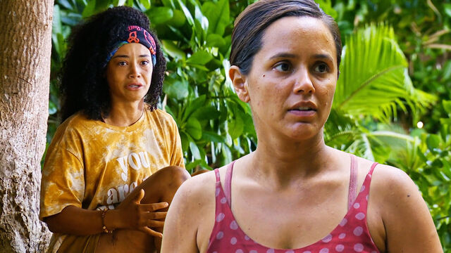 Survivor 44 Fans Agree Jamie & Lauren's Votes Made Zero Sense in Episode 11 Survivor 44 Fans Agree Jamie & Lauren's Votes Made Zero Sense in Episode 11