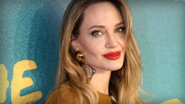Angelina Jolie's Biggest Box Office Movie Wasn't Eternals or Tomb Raider Angelina Jolie's Biggest Box Office Movie Wasn't Eternals or Tomb Raider