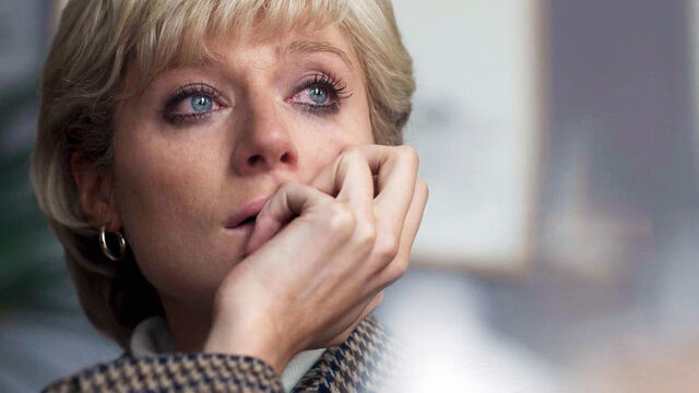 Here's How Playing Diana Affected Elizabeth Debicki's Relationship with Her Family Here's How Playing Diana Affected Elizabeth Debicki's Relationship with Her Family