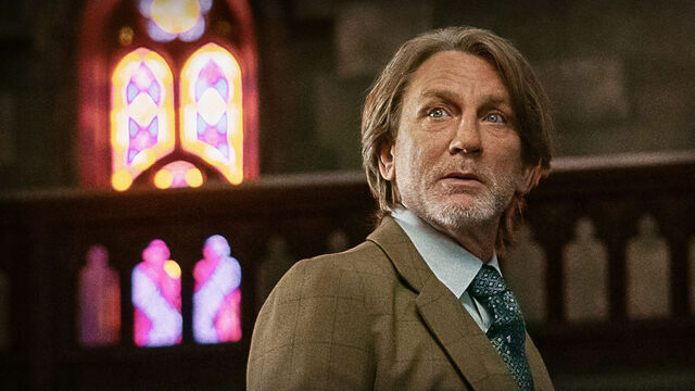 Knives Out 3 Reviews And Rotten Tomatoes Score Crush Glass Onion