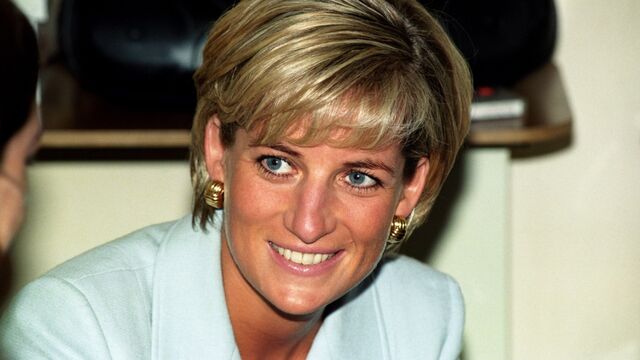 Royal Beauty on a Budget: 8 Beauty Secrets Inspired by Princess Diana