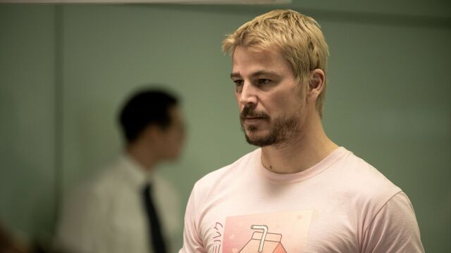 Josh Hartnett Rushed to Hospital After Car Crash Leaves Vehicle Mangled