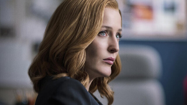 The Tron Twist That Made Gillian Anderson Say Yes to The X-Files The Tron Twist That Made Gillian Anderson Say Yes to The X-Files