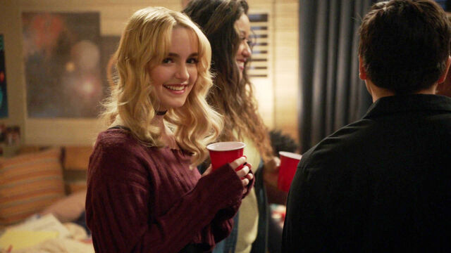 Young Sheldon's Paige Never Made It Into TBBT, But Had a Perfect Replacement Young Sheldon's Paige Never Made It Into TBBT, But Had a Perfect Replacement
