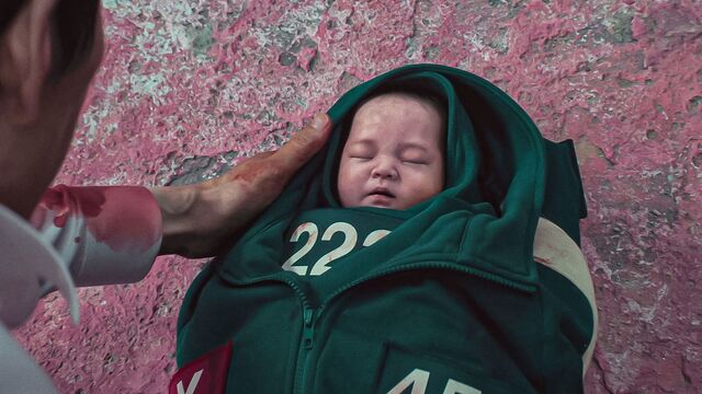 Squid Game’s Ending Stumbles So Hard, An Outlandish Baby Fan Theory Suddenly Makes More Sense