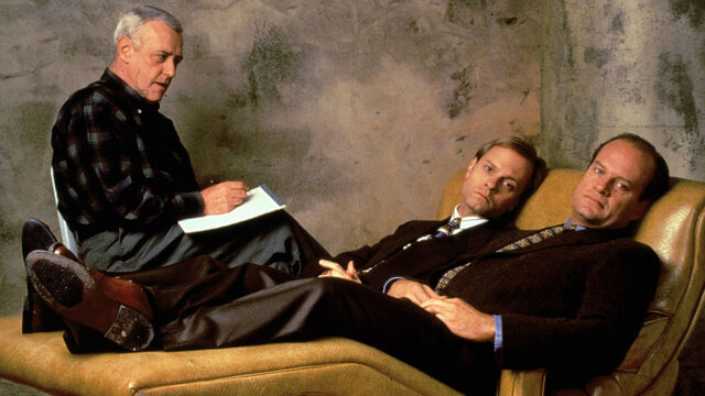Top 5 Most Fan Hated Storylines on Frasier Top 5 Most Fan Hated Storylines on Frasier