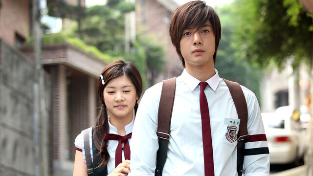 Romantic Comedy At Its Finest: 10 Light-Hearted Korean Dramas Romantic Comedy At Its Finest: 10 Light-Hearted Korean Dramas