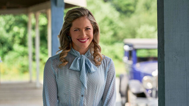 Is It Just Us, or Has Rosemary Become Worst 'When Calls The Heart' Character? Is It Just Us, or Has Rosemary Become Worst 'When Calls The Heart' Character?