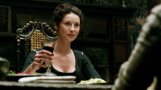 Caitriona Balfe Couldn't Stop Laughing Filming This Outlander Scene Caitriona Balfe Couldn't Stop Laughing Filming This Outlander Scene