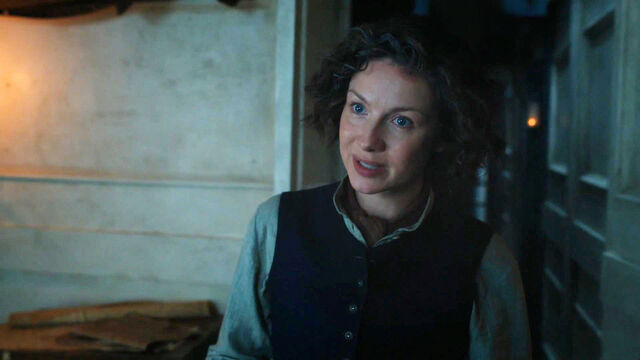 7 Tiny Season 7 Premiere Details Only Die-Hard Outlander Fans Would Spot 7 Tiny Season 7 Premiere Details Only Die-Hard Outlander Fans Would Spot