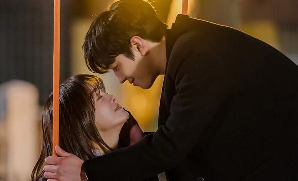 Business Proposal and 3 Other Cinderella-Like K-Dramas for a Romantic Evening Business Proposal and 3 Other Cinderella-Like K-Dramas for a Romantic Evening