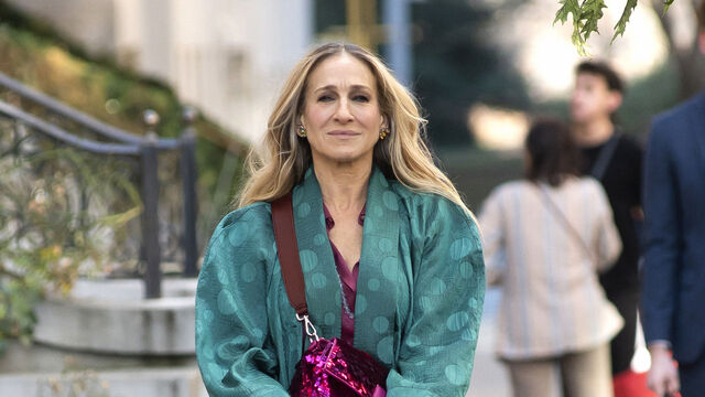AJLT's Carrie Bradshaw is Just Another White Rich Woman Now, and Nobody Needs That AJLT's Carrie Bradshaw is Just Another White Rich Woman Now, and Nobody Needs That