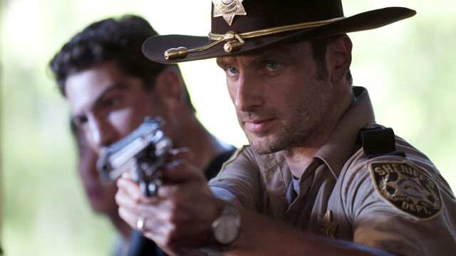 10 Post-Apocalyptic TV Shows That Outshine The Walking Dead 10 Post-Apocalyptic TV Shows That Outshine The Walking Dead