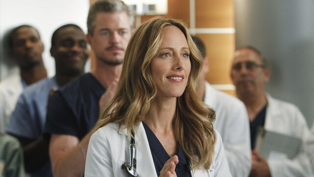 Grey's Fans Can Hate on Teddy All They Want, Kim Raver Actually Loves It Grey's Fans Can Hate on Teddy All They Want, Kim Raver Actually Loves It