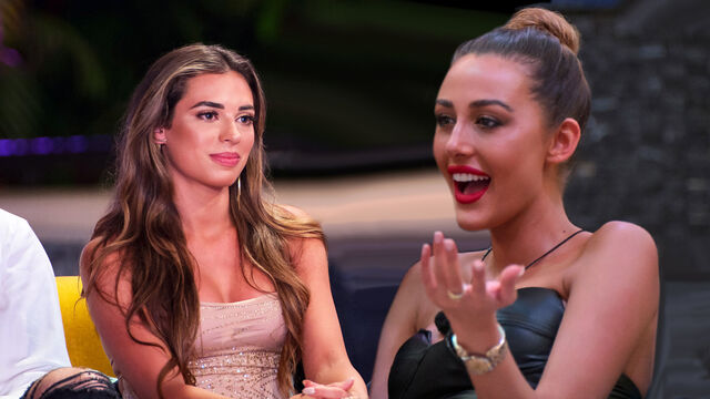 Chloe & Georgia's Friendship is the Best Thing About Perfect Match So Far