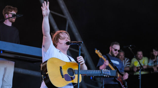 Watch Lewis Capaldi's Emotional Return to Glastonbury Despite Tourette's Syndrome