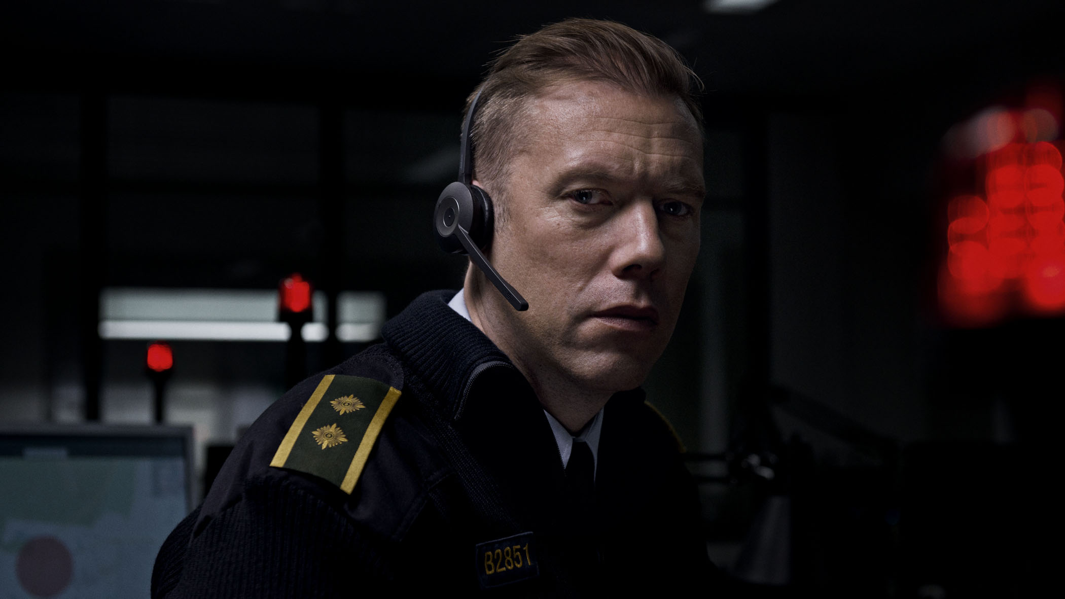 The Guilty and 4 Other Suspenseful Movies Starring Only One Actor