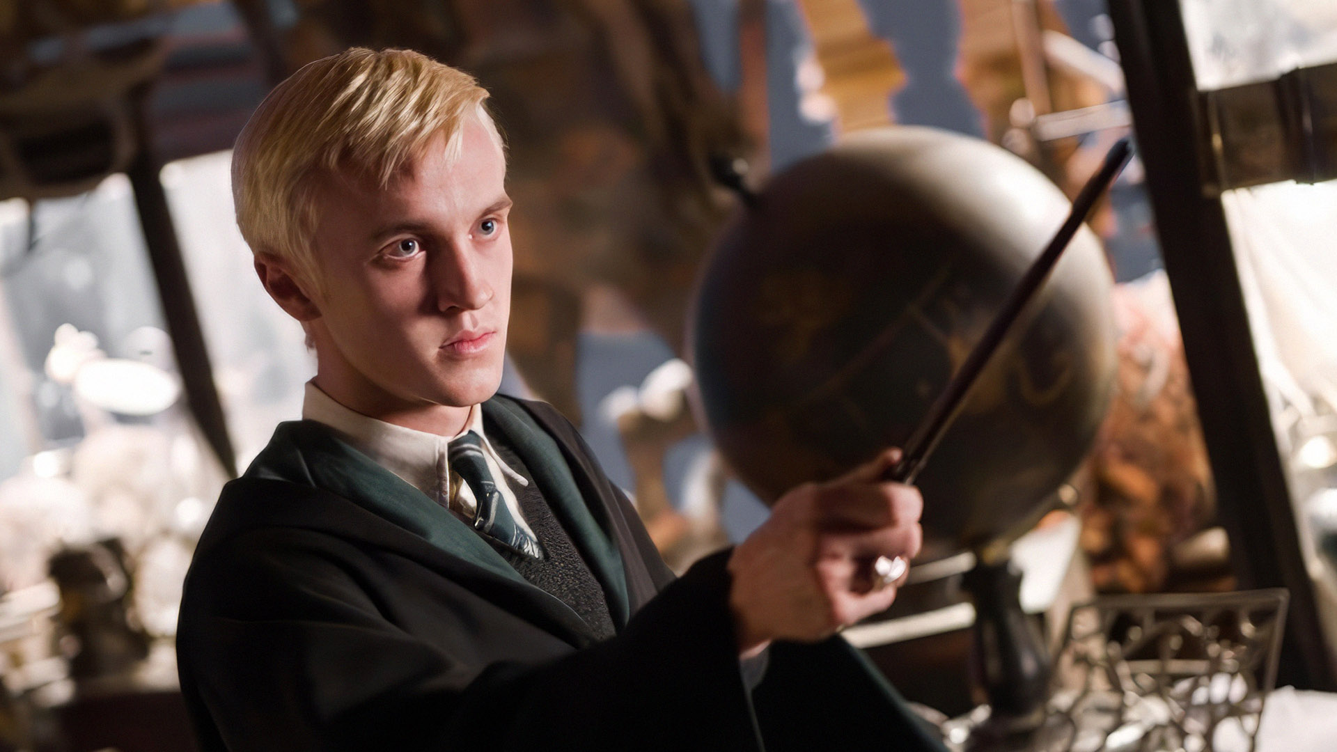 5 Reasons Tom Felton is the Harry Potter Fandom's Biggest Supporter 