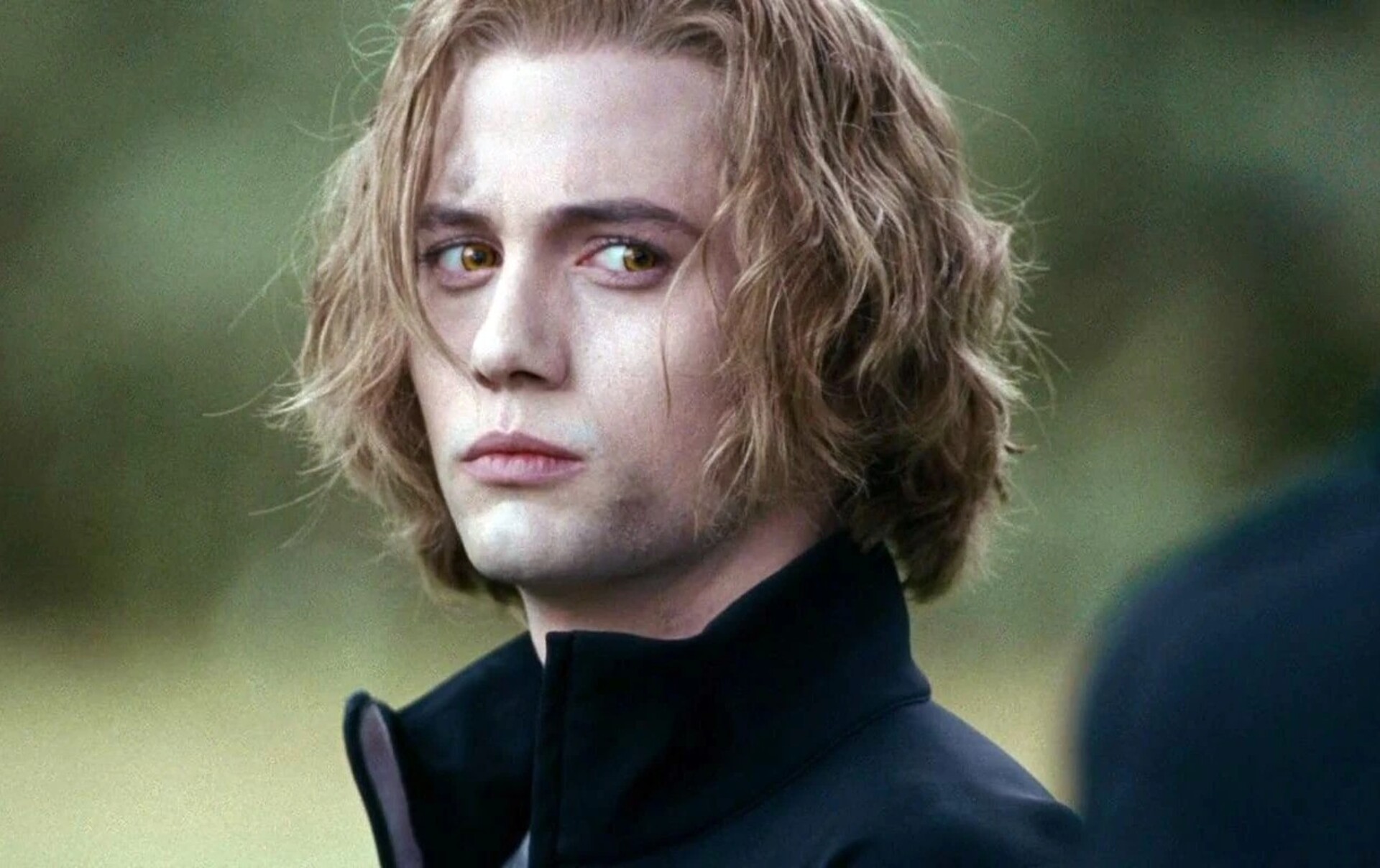 Twilight Star Wants a Jasper Hale Prequel — And Fans Might Actually Get On Board