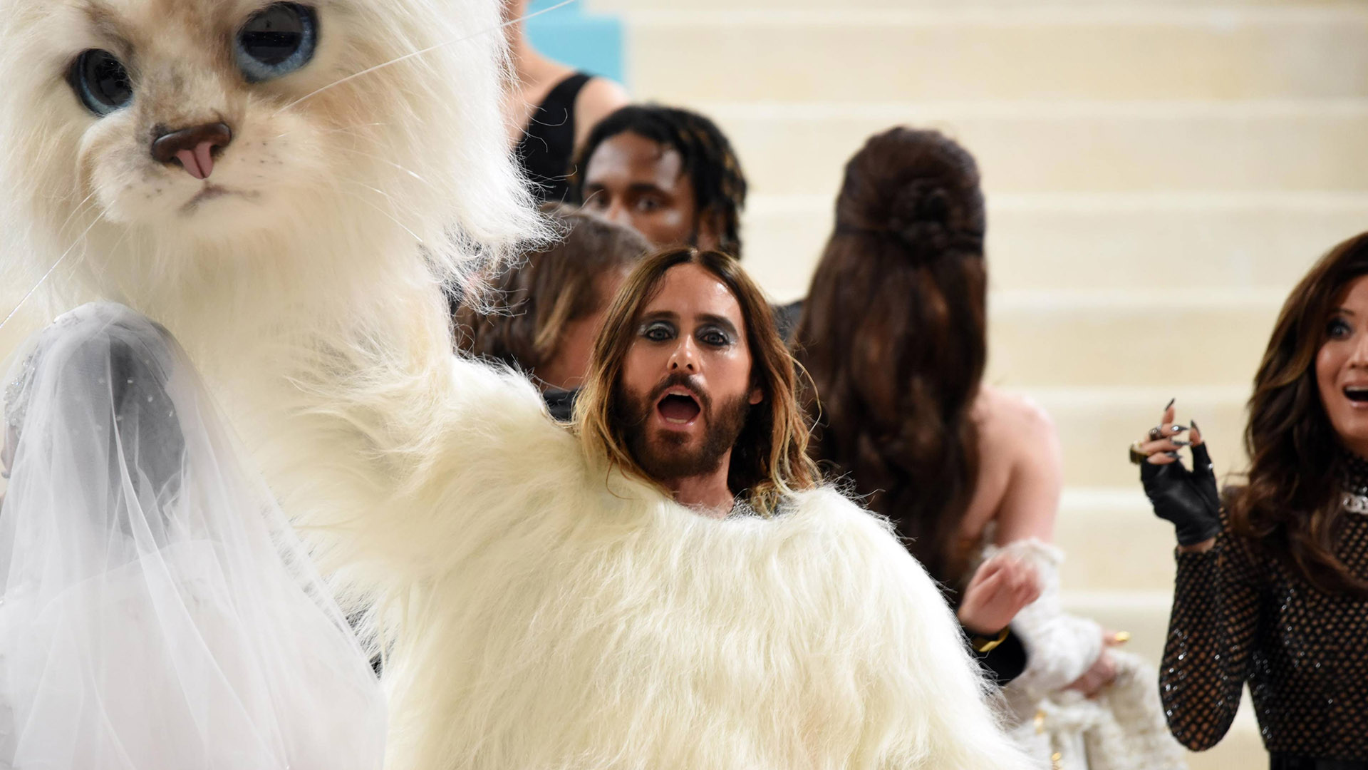 The Internet's Best Reactions to Jared Leto Met Gala 2023 Look: ‘Karl Would Be So Confused’