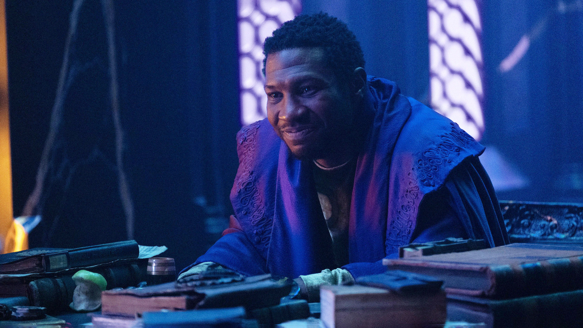 Lack of Jonathan Majors' Kang in Loki Season 2 Trailer Proves One Thing