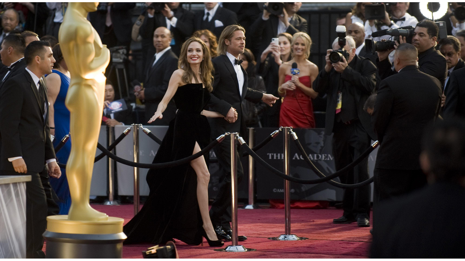 The Oscars: 10 Times Kisses, Falls, and Jolie's Leg Stole the Show