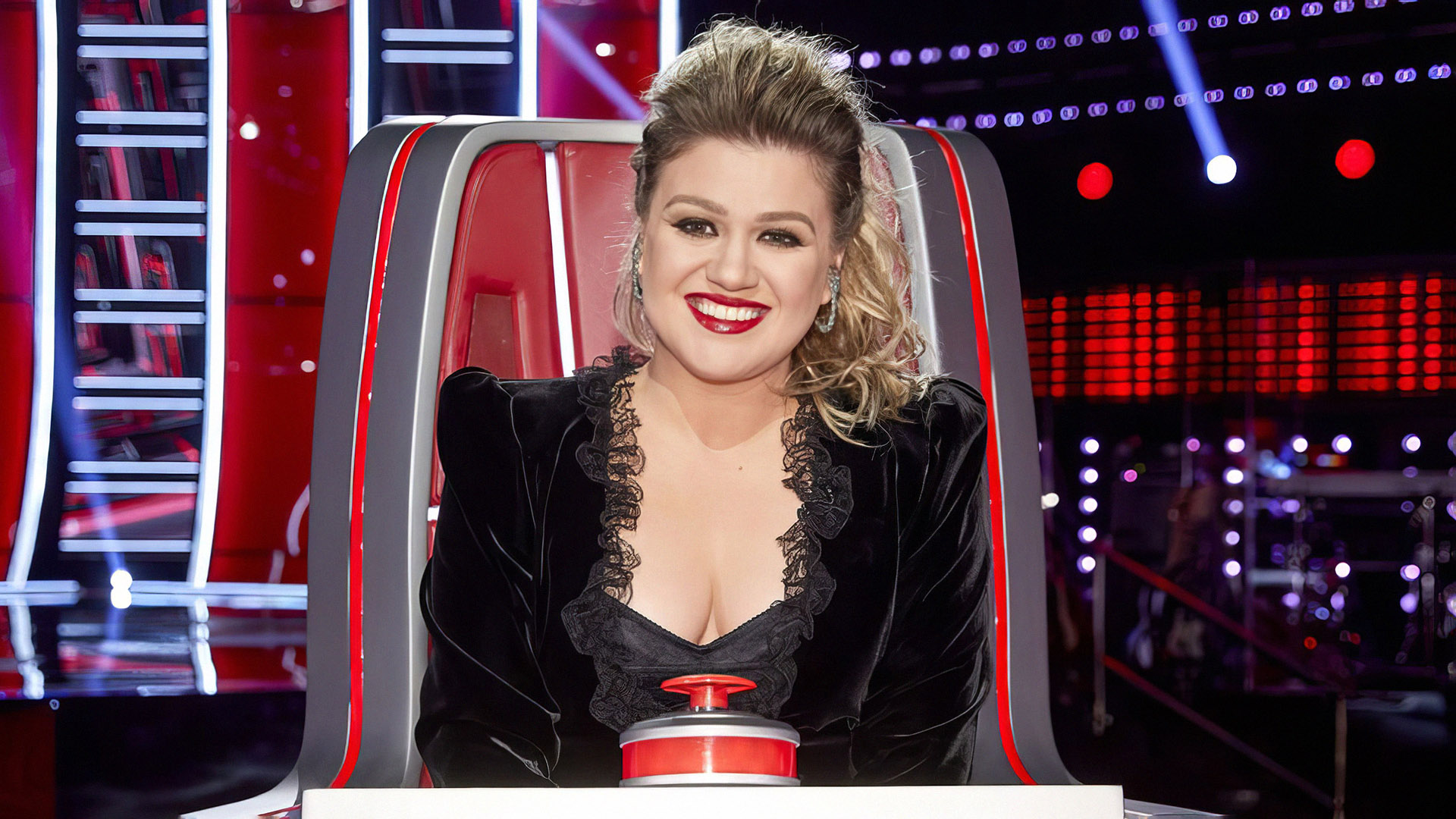 Will Kelly Clarkson Return to The Voice Now That Her Show's in New York?