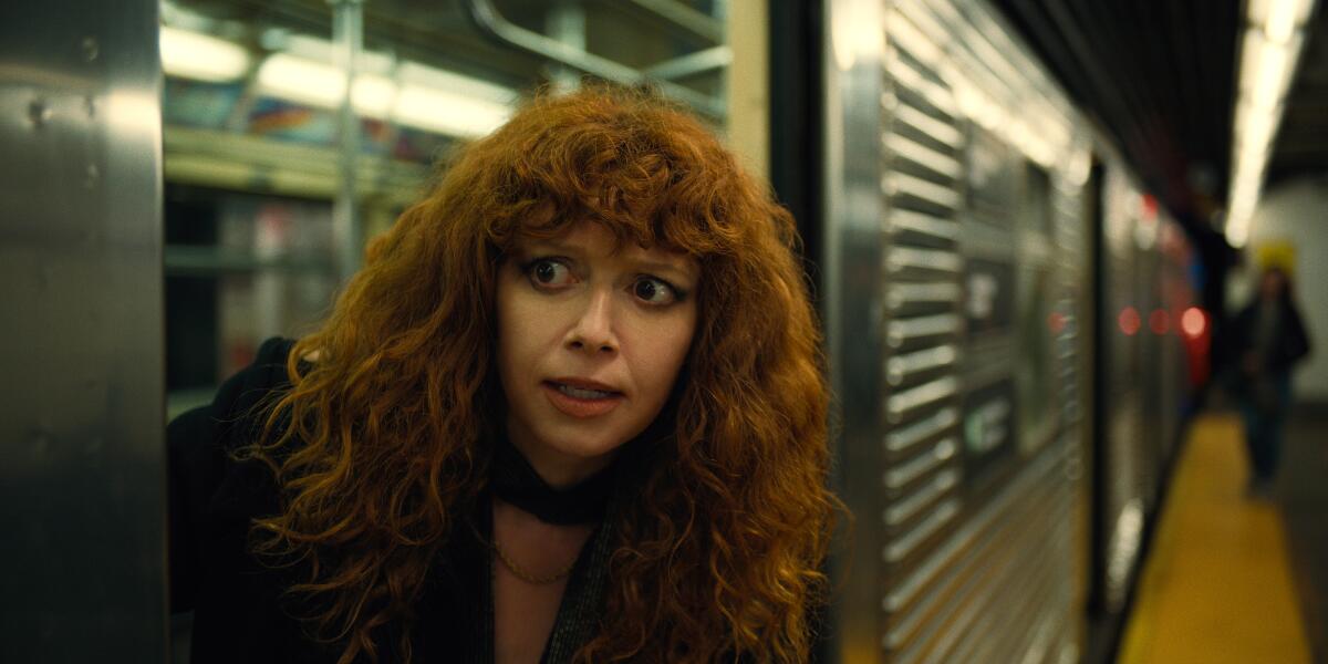 Russian Doll and 4 Other TV Series With 30-Minute Episodes to Binge-Watch